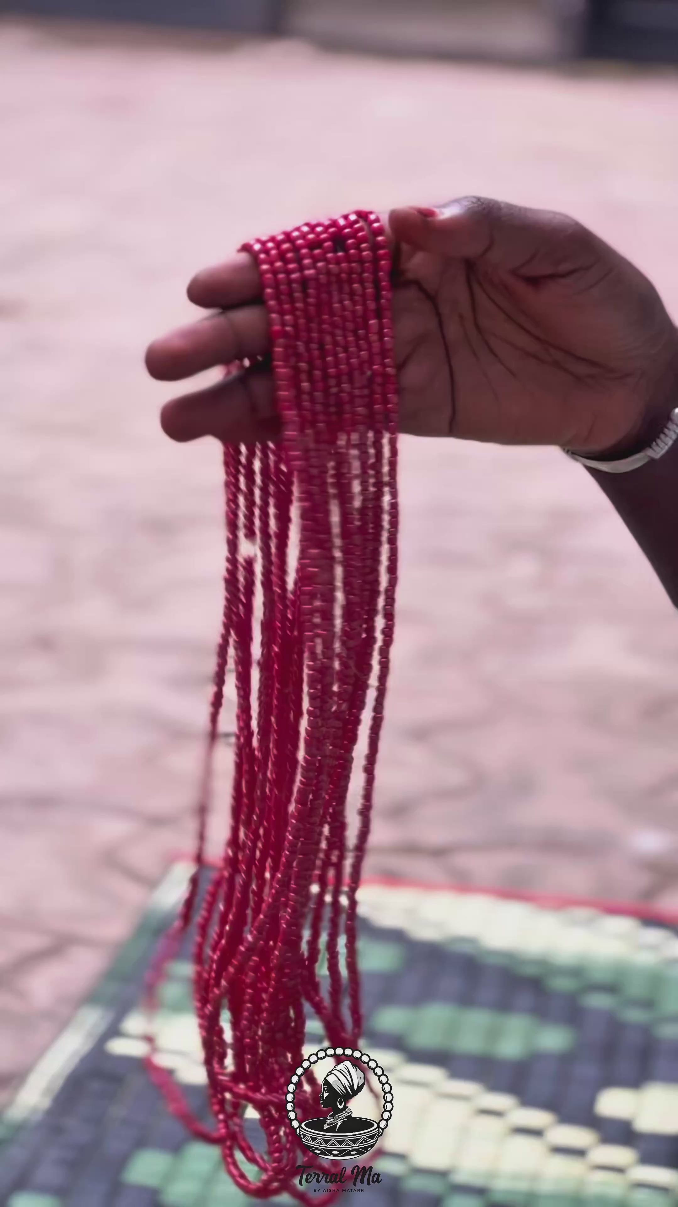 SOUVENIR: CHÉRIE - Red